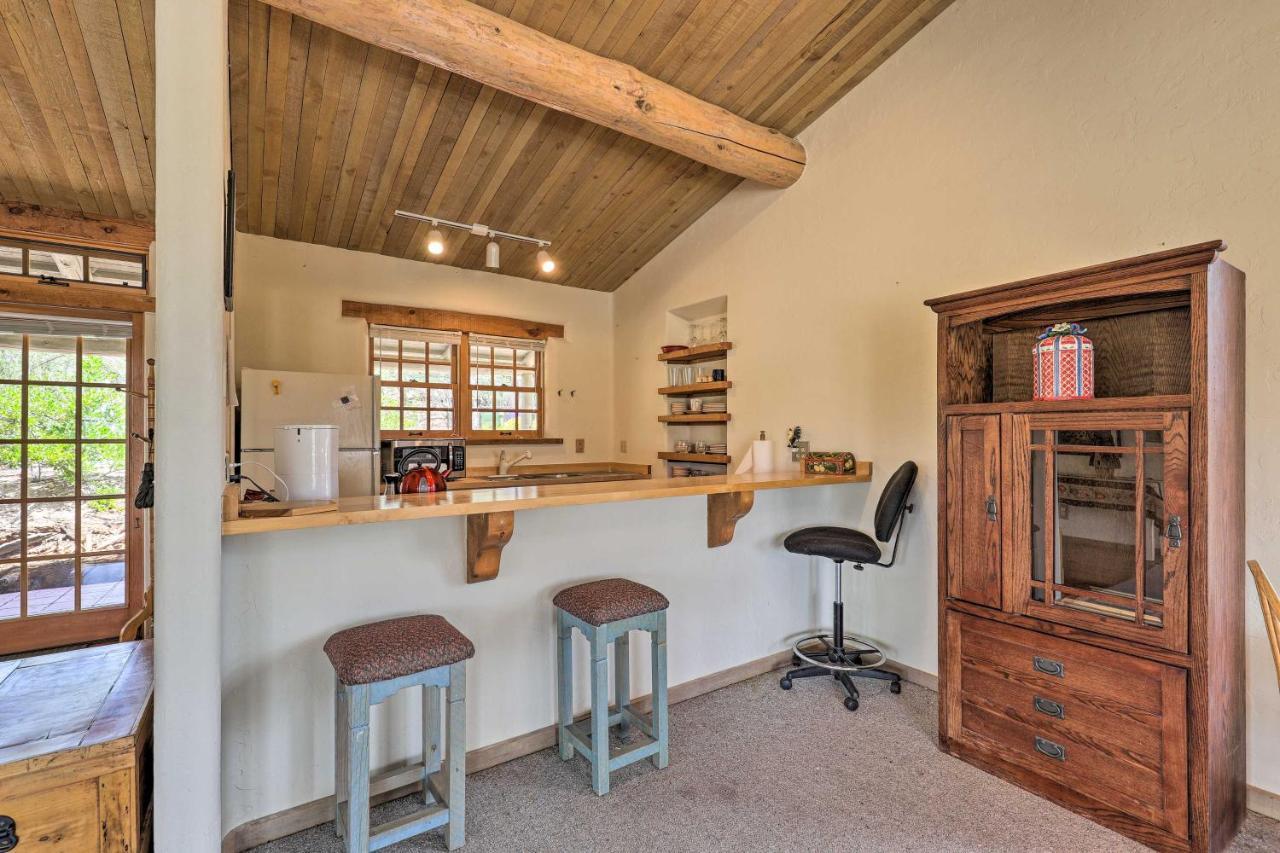 Bright Prescott Studio With Thumb Butte Views! Экстерьер фото